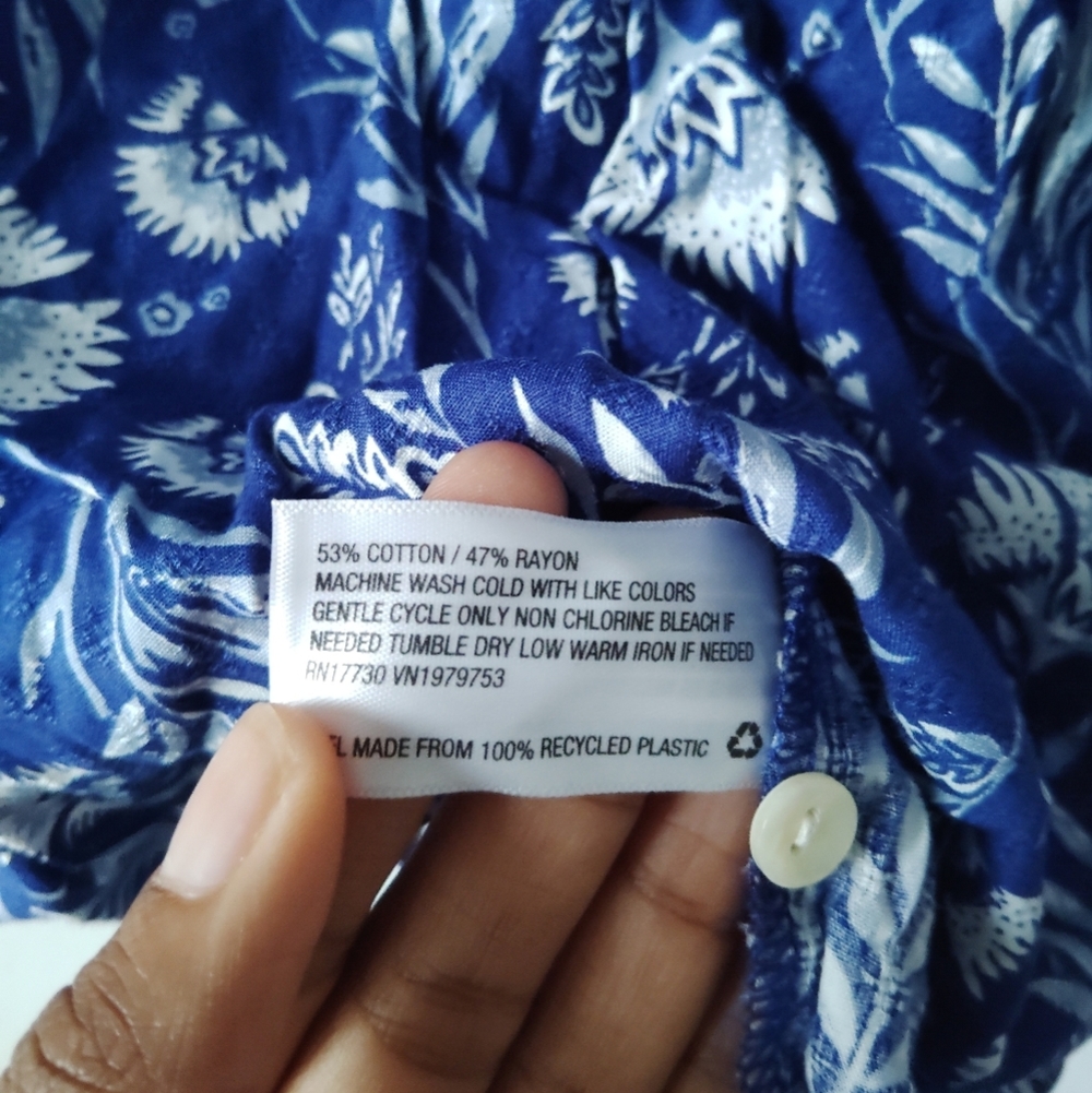 Universal Thread Navy Floral Blouse - Picture 6 of 6